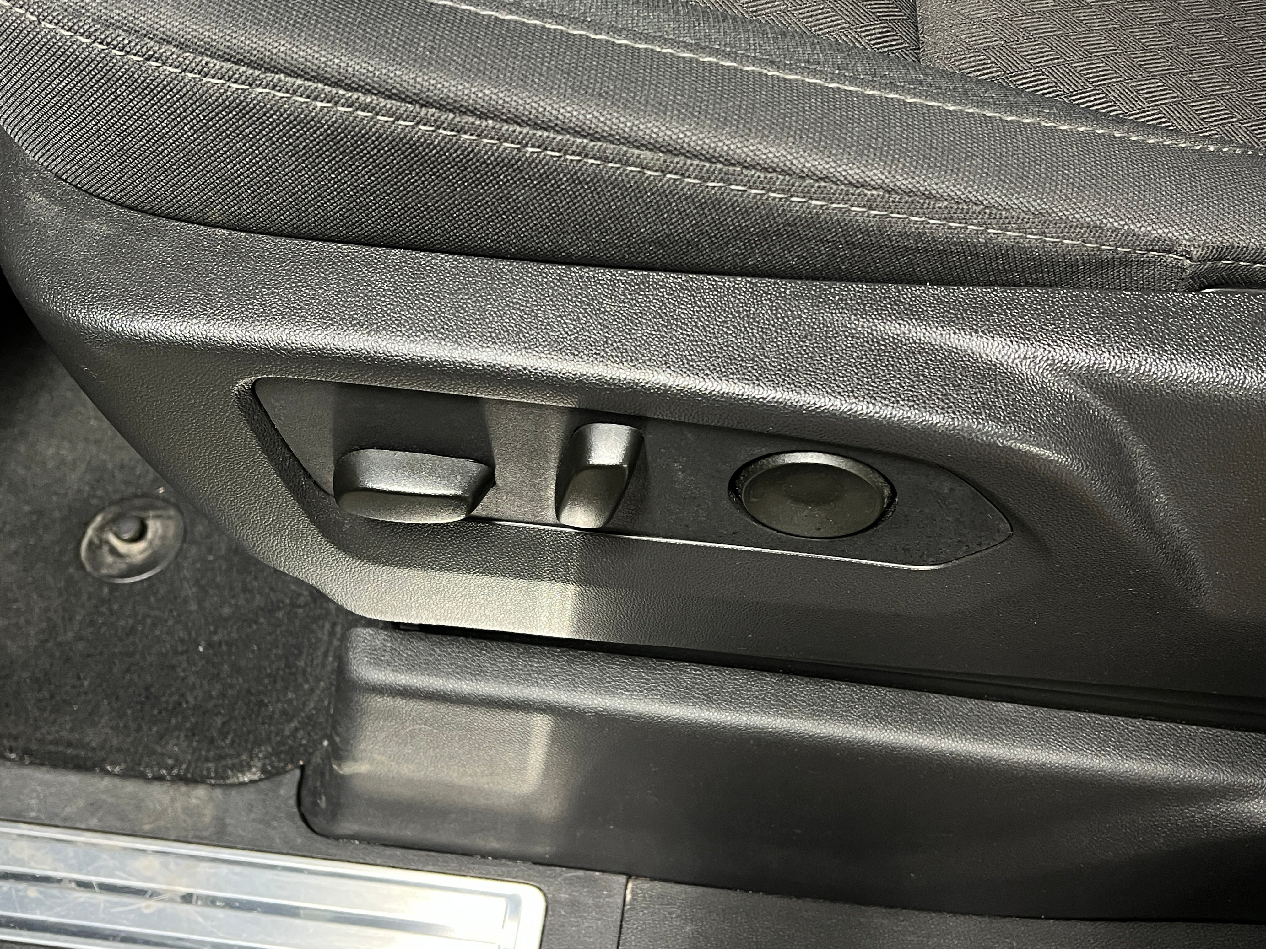 chevrolet silverado 1500 2026 1GCUKEED7TZ147968 image chevrolet silverado 1500 2026 1GCUKEED7TZ147968 image